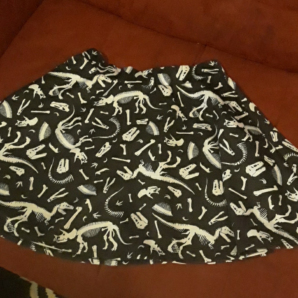 Dinosaur bones skater skirt